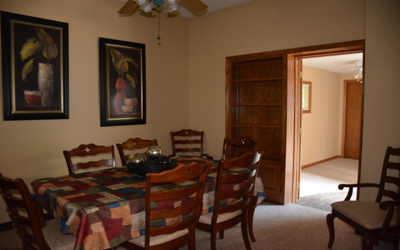 235 Cottage Avenue, Weston, West Virginia 26452, 3 Bedrooms Bedrooms, 9 Rooms Rooms,1 BathroomBathrooms,Single Family Detached,For Sale,Cottage,10159603