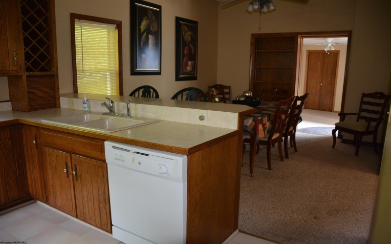 235 Cottage Avenue, Weston, West Virginia 26452, 3 Bedrooms Bedrooms, 9 Rooms Rooms,1 BathroomBathrooms,Single Family Detached,For Sale,Cottage,10159603