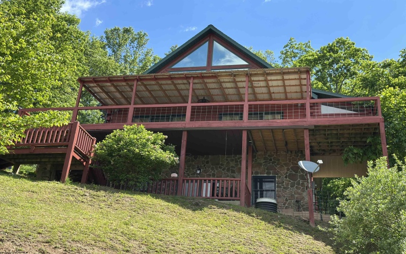 717 Lakeview Drive, Horner, West Virginia 26372, 4 Bedrooms Bedrooms, 7 Rooms Rooms,3 BathroomsBathrooms,Single Family Detached,For Sale,Lakeview,10159618