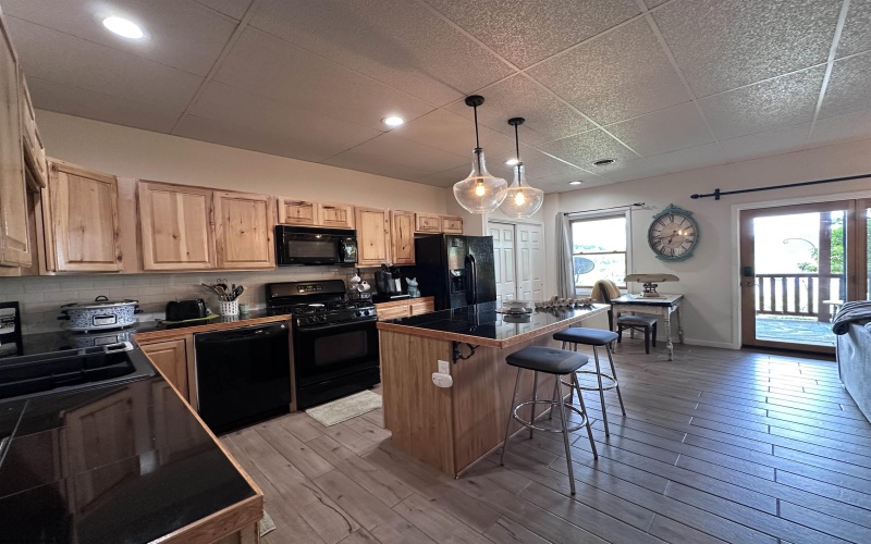 717 Lakeview Drive, Horner, West Virginia 26372, 4 Bedrooms Bedrooms, 7 Rooms Rooms,3 BathroomsBathrooms,Single Family Detached,For Sale,Lakeview,10159618