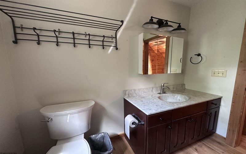 717 Lakeview Drive, Horner, West Virginia 26372, 4 Bedrooms Bedrooms, 7 Rooms Rooms,3 BathroomsBathrooms,Single Family Detached,For Sale,Lakeview,10159618