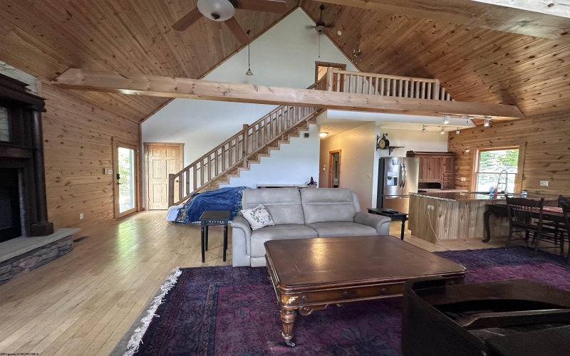 717 Lakeview Drive, Horner, West Virginia 26372, 4 Bedrooms Bedrooms, 7 Rooms Rooms,3 BathroomsBathrooms,Single Family Detached,For Sale,Lakeview,10159618