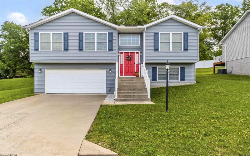 53 Friend Drive, Morgantown, West Virginia 26508, 3 Bedrooms Bedrooms, 6 Rooms Rooms,2 BathroomsBathrooms,Single Family Detached,For Sale,Friend,10159617