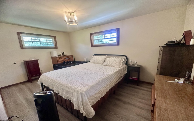 1829 Crooked Run Road, Clarksburg, West Virginia 26301, 3 Bedrooms Bedrooms, 5 Rooms Rooms,1 BathroomBathrooms,Single Family Detached,For Sale,Crooked Run,10159619