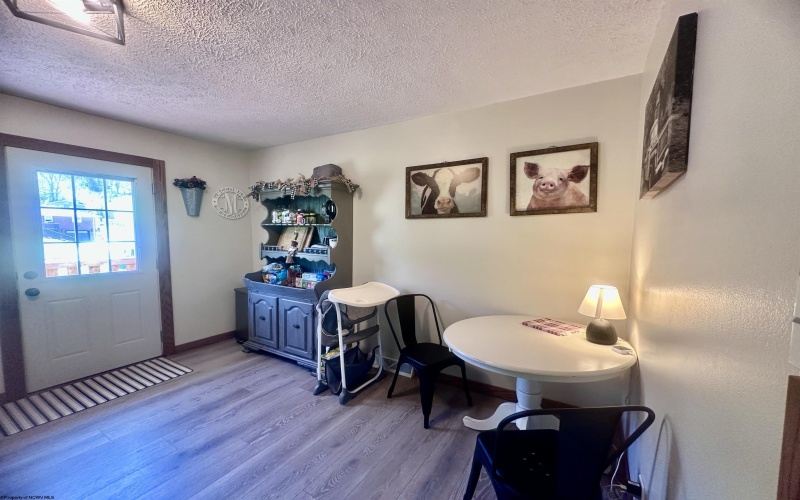 1829 Crooked Run Road, Clarksburg, West Virginia 26301, 3 Bedrooms Bedrooms, 5 Rooms Rooms,1 BathroomBathrooms,Single Family Detached,For Sale,Crooked Run,10159619