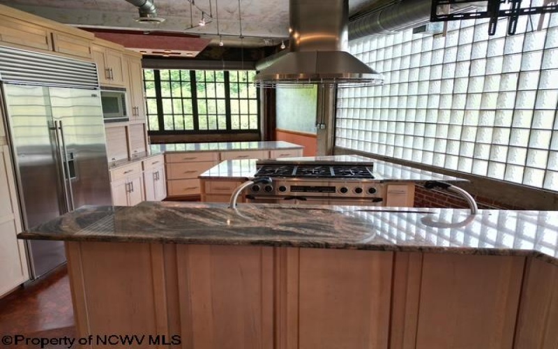 75 Wharf Street, Morgantown, West Virginia 26501, 3 Bedrooms Bedrooms, 8 Rooms Rooms,3 BathroomsBathrooms,Single Family Attached,For Sale,Wharf,10159612