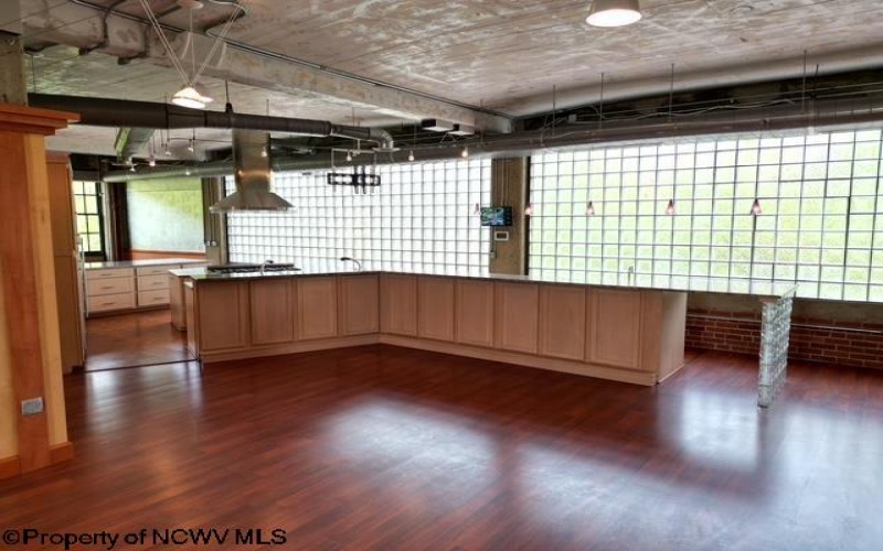 75 Wharf Street, Morgantown, West Virginia 26501, 3 Bedrooms Bedrooms, 8 Rooms Rooms,3 BathroomsBathrooms,Single Family Attached,For Sale,Wharf,10159612