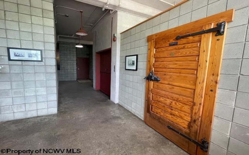 75 Wharf Street, Morgantown, West Virginia 26501, 3 Bedrooms Bedrooms, 8 Rooms Rooms,3 BathroomsBathrooms,Single Family Attached,For Sale,Wharf,10159612