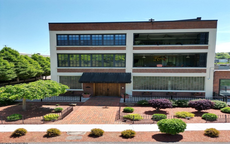 75 Wharf Street, Morgantown, West Virginia 26501, 3 Bedrooms Bedrooms, 8 Rooms Rooms,3 BathroomsBathrooms,Single Family Attached,For Sale,Wharf,10159612