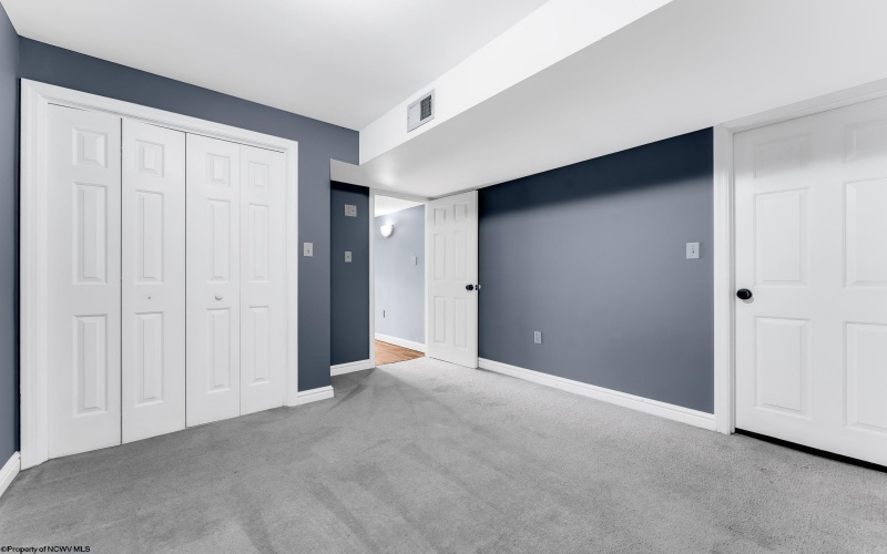 405 Lakeview Estates, Morgantown, West Virginia 26508, 2 Bedrooms Bedrooms, 7 Rooms Rooms,3 BathroomsBathrooms,Single Family Attached,For Sale,Lakeview,10159614