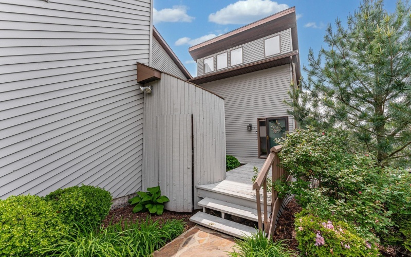 405 Lakeview Estates, Morgantown, West Virginia 26508, 2 Bedrooms Bedrooms, 7 Rooms Rooms,3 BathroomsBathrooms,Single Family Attached,For Sale,Lakeview,10159614