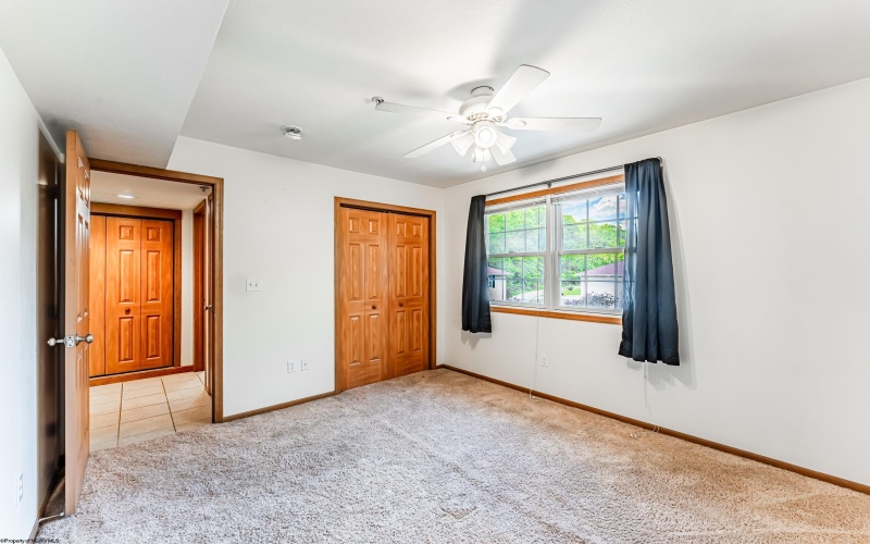 233 Creekside Drive, Morgantown, West Virginia 26508, 1 Bedroom Bedrooms, 3 Rooms Rooms,1 BathroomBathrooms,Single Family Attached,For Sale,Creekside,10159620
