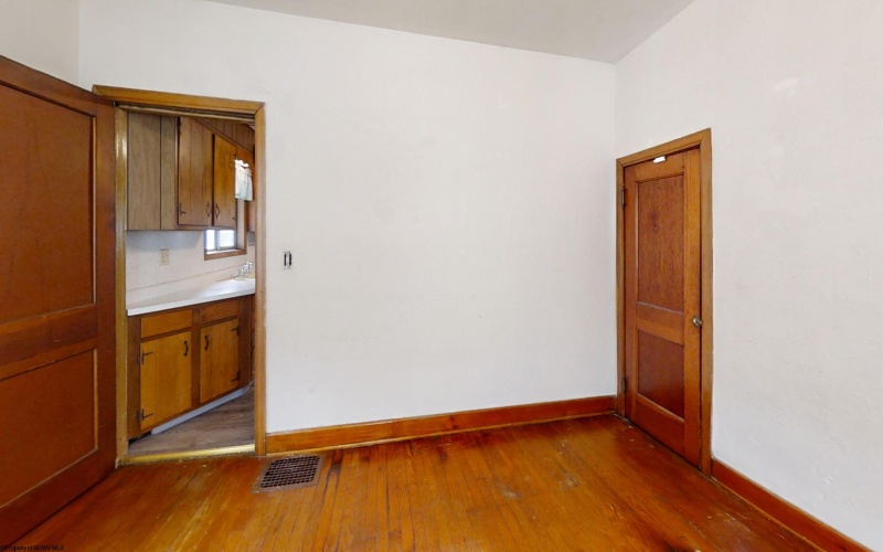 106 Bridge Street, Monongah, West Virginia 26554, 2 Bedrooms Bedrooms, 4 Rooms Rooms,1 BathroomBathrooms,Single Family Detached,For Sale,Bridge,10159613