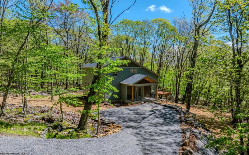 96 Woodbine Drive, Terra Alta, West Virginia 26764, 3 Bedrooms Bedrooms, 8 Rooms Rooms,3 BathroomsBathrooms,Single Family Detached,For Sale,Woodbine,10159641