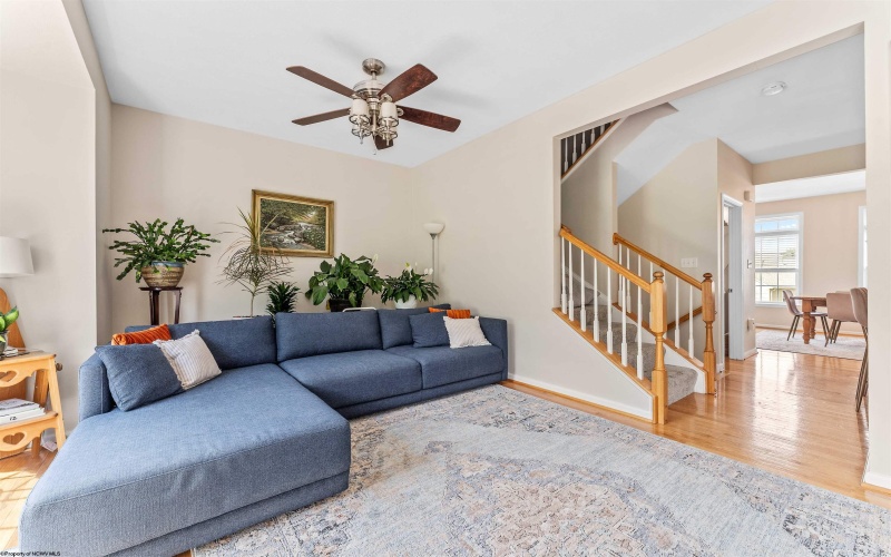 430 Saint Andrews Drive, Morgantown, West Virginia 26508, 3 Bedrooms Bedrooms, 8 Rooms Rooms,2 BathroomsBathrooms,Single Family Attached,For Sale,Saint Andrews,10159637