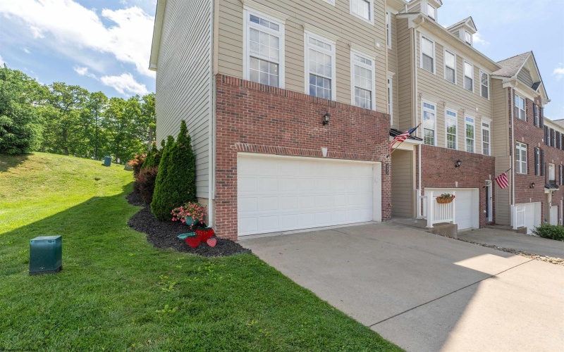 430 Saint Andrews Drive, Morgantown, West Virginia 26508, 3 Bedrooms Bedrooms, 8 Rooms Rooms,2 BathroomsBathrooms,Single Family Attached,For Sale,Saint Andrews,10159637