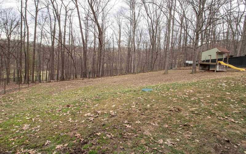 213 Forest Drive, Bridgeport, West Virginia 26330, 3 Bedrooms Bedrooms, 5 Rooms Rooms,2 BathroomsBathrooms,Single Family Detached,For Sale,Forest,10159632