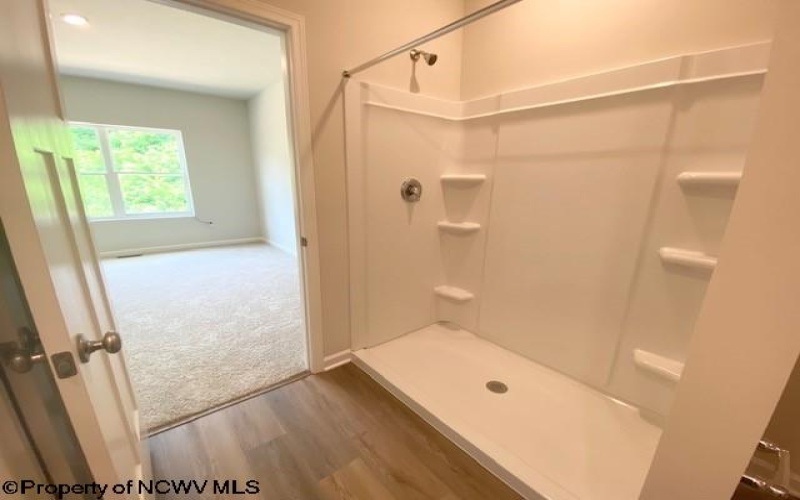 815 Bogey Lane, Maidsville, West Virginia 26541, 3 Bedrooms Bedrooms, 6 Rooms Rooms,2 BathroomsBathrooms,Single Family Detached,For Sale,Bogey,10159628