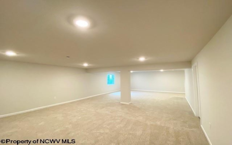 815 Bogey Lane, Maidsville, West Virginia 26541, 3 Bedrooms Bedrooms, 6 Rooms Rooms,2 BathroomsBathrooms,Single Family Detached,For Sale,Bogey,10159628