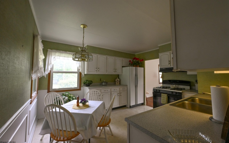 1497 Woodland Drive, Morgantown, West Virginia 26505, 2 Bedrooms Bedrooms, 5 Rooms Rooms,1 BathroomBathrooms,Single Family Detached,For Sale,Woodland,10159639
