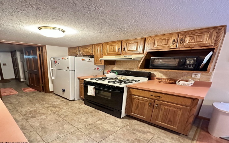 1322 Crystal Lake Road, West Union, West Virginia 26456, 3 Bedrooms Bedrooms, 6 Rooms Rooms,1 BathroomBathrooms,Single Family Detached,For Sale,Crystal Lake,10159634
