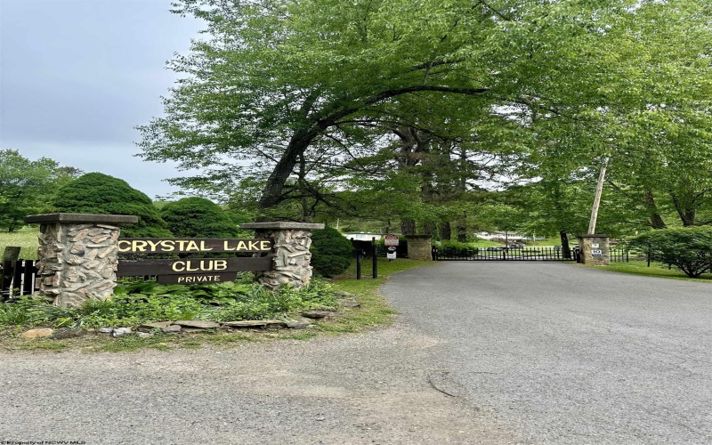 1322 Crystal Lake Road, West Union, West Virginia 26456, 3 Bedrooms Bedrooms, 6 Rooms Rooms,1 BathroomBathrooms,Single Family Detached,For Sale,Crystal Lake,10159634