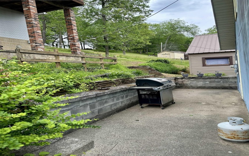 1322 Crystal Lake Road, West Union, West Virginia 26456, 3 Bedrooms Bedrooms, 6 Rooms Rooms,1 BathroomBathrooms,Single Family Detached,For Sale,Crystal Lake,10159634