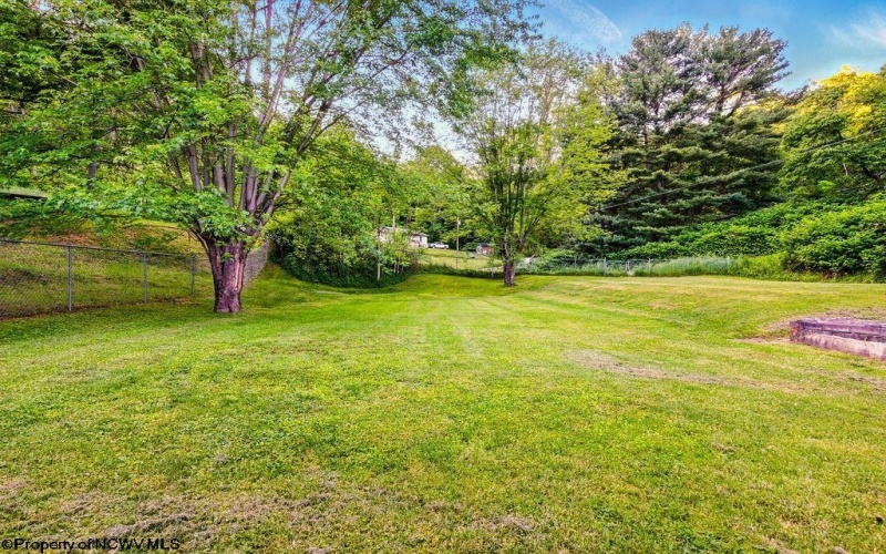 737 Summit Park Avenue, Clarksburg, West Virginia 26301, 3 Bedrooms Bedrooms, 8 Rooms Rooms,2 BathroomsBathrooms,Single Family Detached,For Sale,Summit Park,10159635