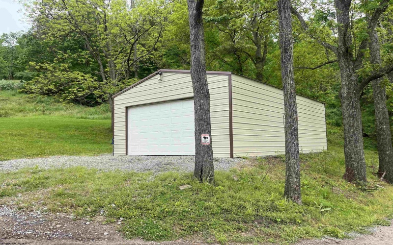 411 Cap Run Road, Walkersville, West Virginia 26447, ,Lots/land,For Sale,Cap Run,10159633