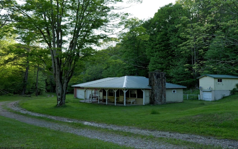 275 Possum Hollow Road, Terra Alta, West Virginia 26764, ,Lots/land,For Sale,Possum Hollow,10159625