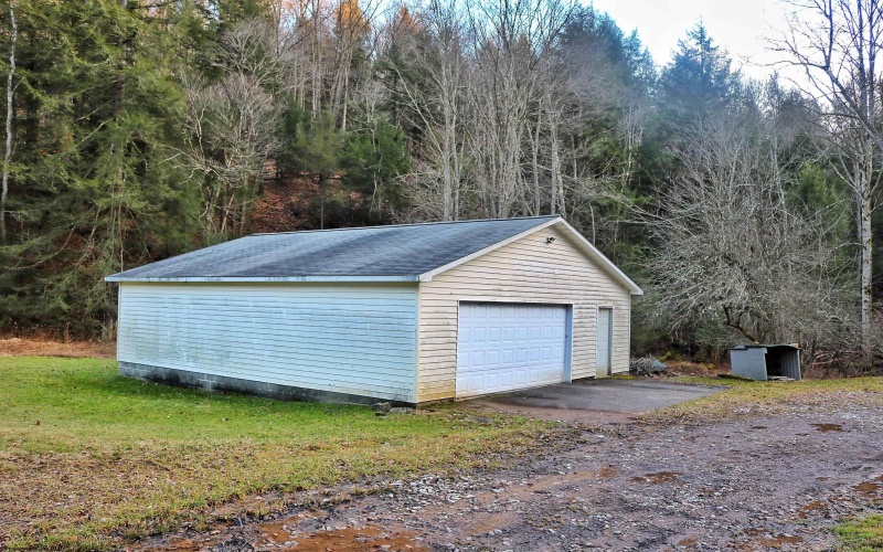 275 Possum Hollow Road, Terra Alta, West Virginia 26764, ,Lots/land,For Sale,Possum Hollow,10159625