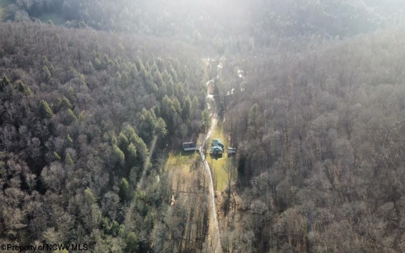 275 Possum Hollow Road, Terra Alta, West Virginia 26764, ,Lots/land,For Sale,Possum Hollow,10159625