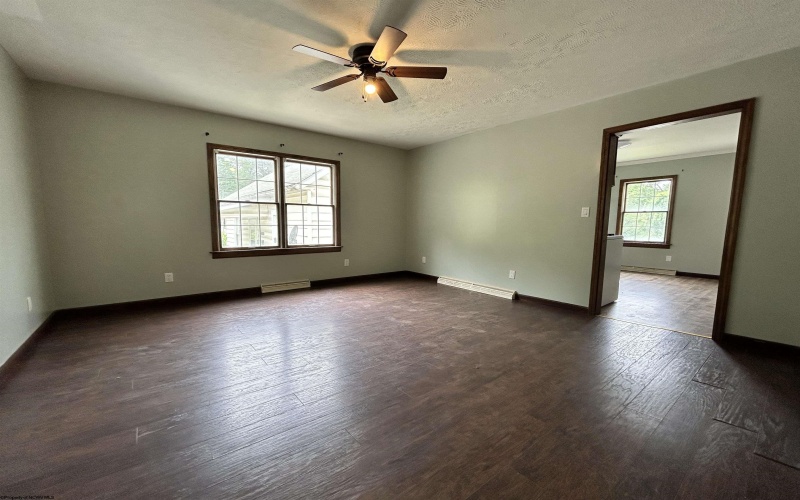 108 Bridge Street, Monongah, West Virginia 26554, 1 Bedroom Bedrooms, 4 Rooms Rooms,1 BathroomBathrooms,Single Family Detached,For Sale,Bridge,10159623
