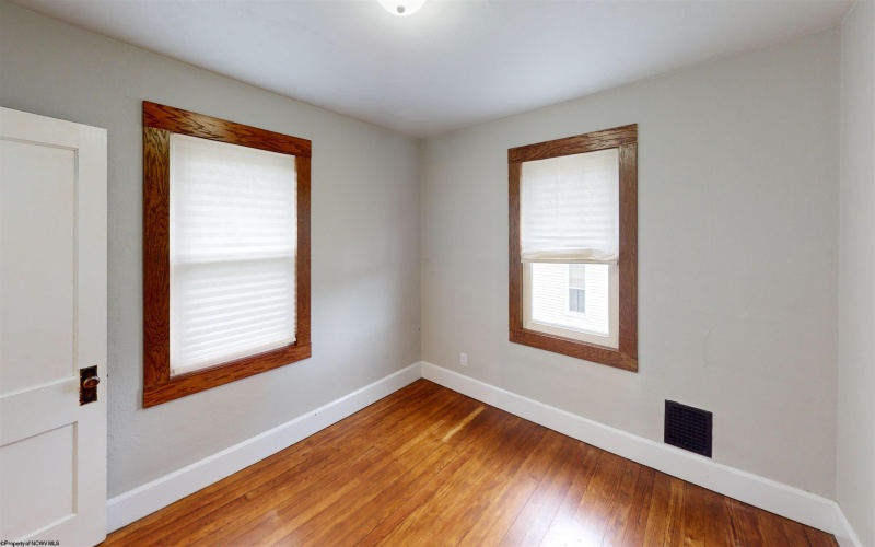 505 State Street, Fairmont, West Virginia 26554, 3 Bedrooms Bedrooms, 11 Rooms Rooms,2 BathroomsBathrooms,Single Family Detached,For Sale,State,10159643
