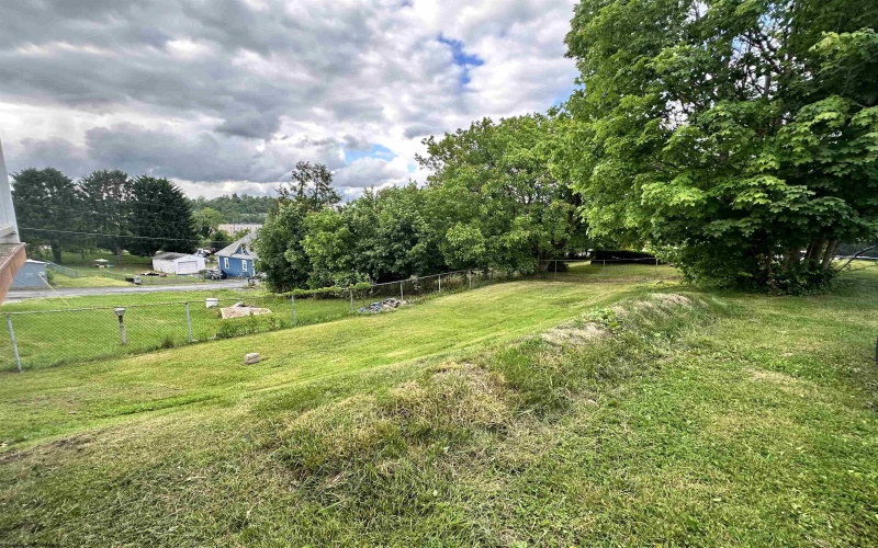 505 State Street, Fairmont, West Virginia 26554, 3 Bedrooms Bedrooms, 11 Rooms Rooms,2 BathroomsBathrooms,Single Family Detached,For Sale,State,10159643