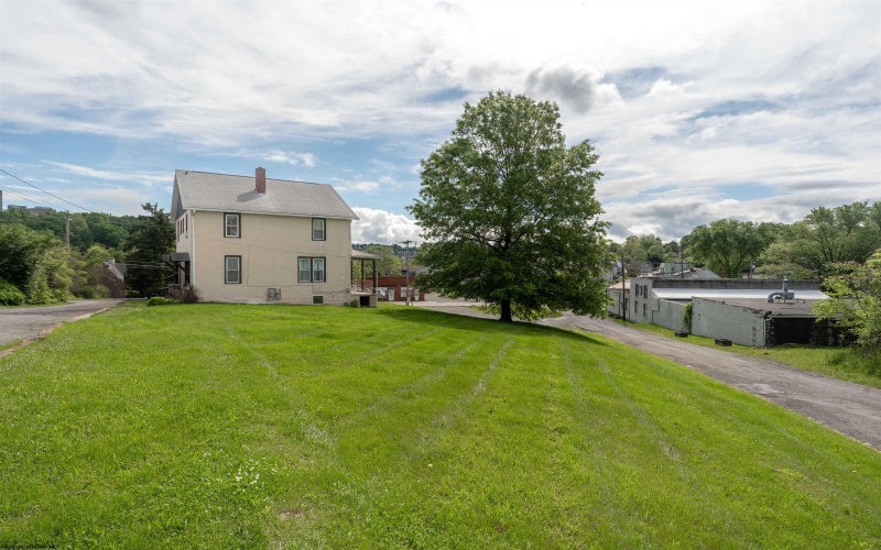 405/407 Round Street, Morgantown, West Virginia 26501, ,Multi-unit/income,For Sale,Round,10159642