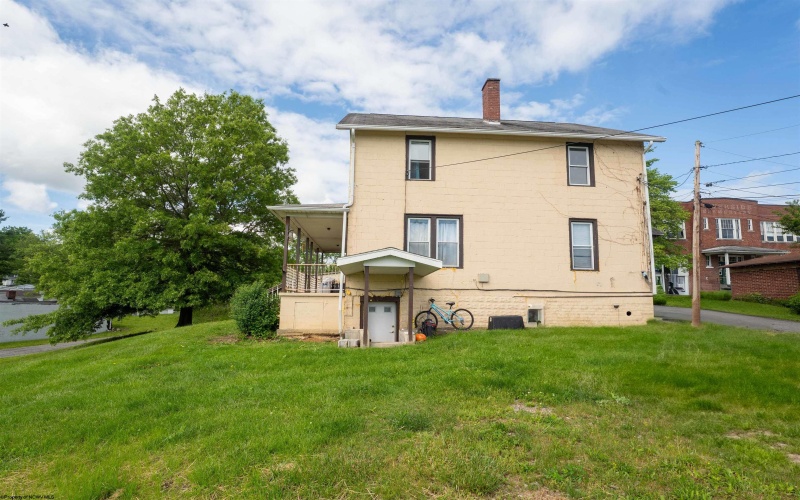 405/407 Round Street, Morgantown, West Virginia 26501, ,Multi-unit/income,For Sale,Round,10159642