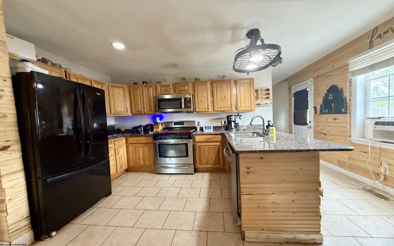 22 Clark Street, Rivesville, West Virginia 26588, 2 Bedrooms Bedrooms, 5 Rooms Rooms,1 BathroomBathrooms,Single Family Detached,For Sale,Clark,10159666