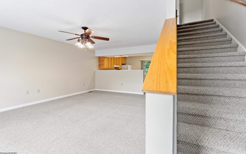 10 Pineview Place, Morgantown, West Virginia 26505, 2 Bedrooms Bedrooms, 4 Rooms Rooms,2 BathroomsBathrooms,Single Family Attached,For Sale,Pineview,10159650