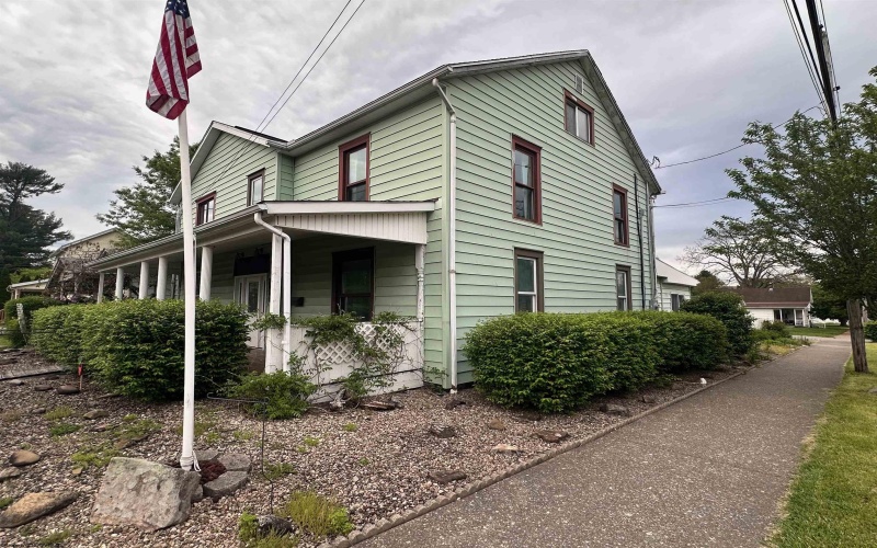 140 Camden Avenue, Buckhannon, West Virginia 26201, 5 Bedrooms Bedrooms, 10 Rooms Rooms,2 BathroomsBathrooms,Single Family Detached,For Sale,Camden,10157329
