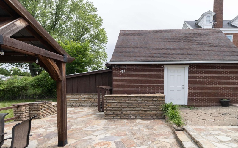 328 Philadelphia Avenue, Bridgeport, West Virginia 26330, 3 Bedrooms Bedrooms, 8 Rooms Rooms,3 BathroomsBathrooms,Single Family Detached,For Sale,Philadelphia,10159651