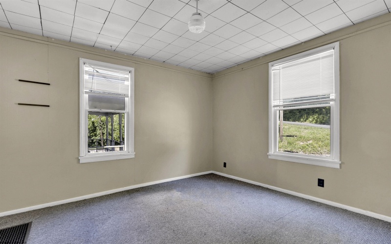 356 Stewart Street, Morgantown, West Virginia 26505, ,Multi-unit/income,For Sale,Stewart,10159646