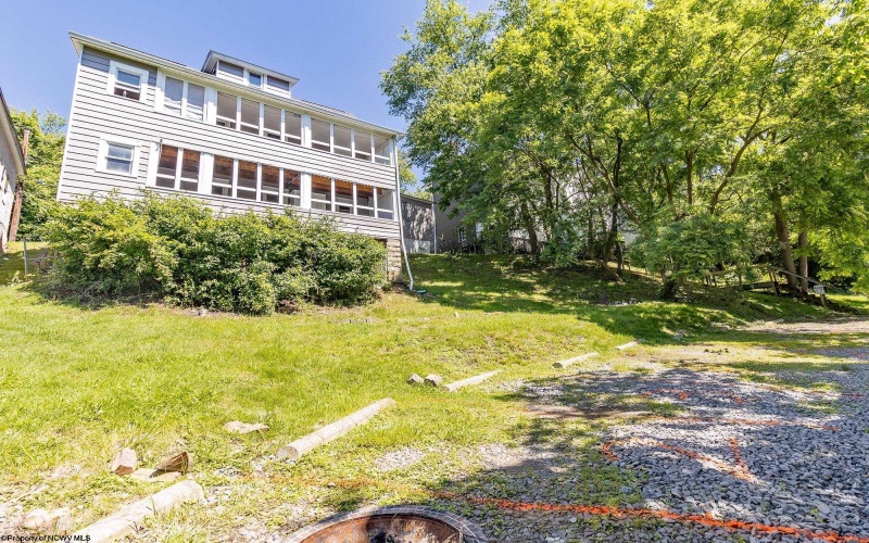 344 Stewart Street, Morgantown, West Virginia 26505, ,Multi-unit/income,For Sale,Stewart,10159647