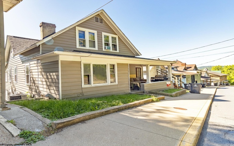 344 Stewart Street, Morgantown, West Virginia 26505, ,Multi-unit/income,For Sale,Stewart,10159647