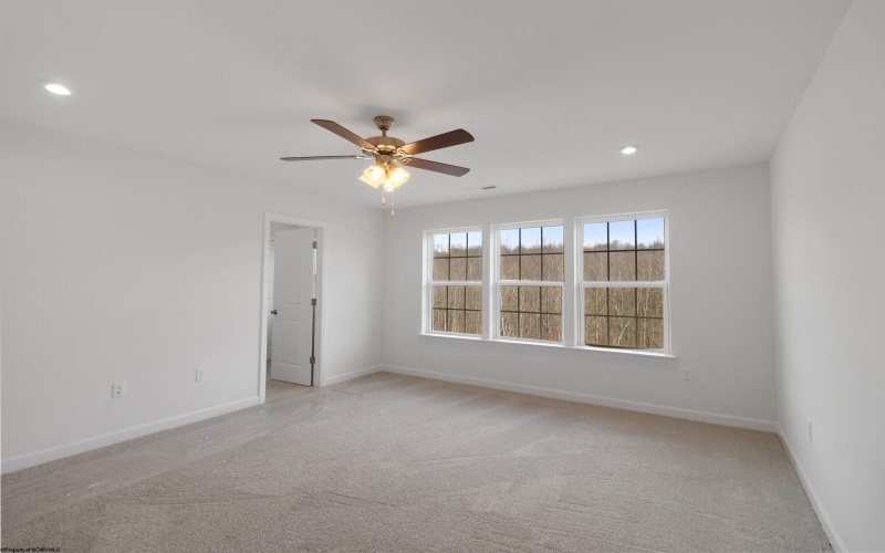 39 Dover Court, Bridgeport, West Virginia 26330, 3 Bedrooms Bedrooms, 7 Rooms Rooms,4 BathroomsBathrooms,Residential Rentals,For Rent,Dover,10158867