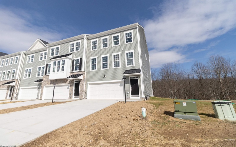 45 Dover Court, Bridgeport, West Virginia 26330, 3 Bedrooms Bedrooms, 7 Rooms Rooms,4 BathroomsBathrooms,Residential Rentals,For Rent,Dover,10158868