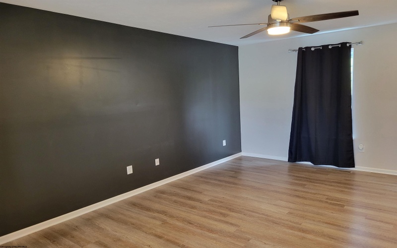 179 Falling Leaf Lane, Morgantown, West Virginia 26501, 3 Bedrooms Bedrooms, 6 Rooms Rooms,4 BathroomsBathrooms,Residential Rentals,For Rent,Falling Leaf,10159660