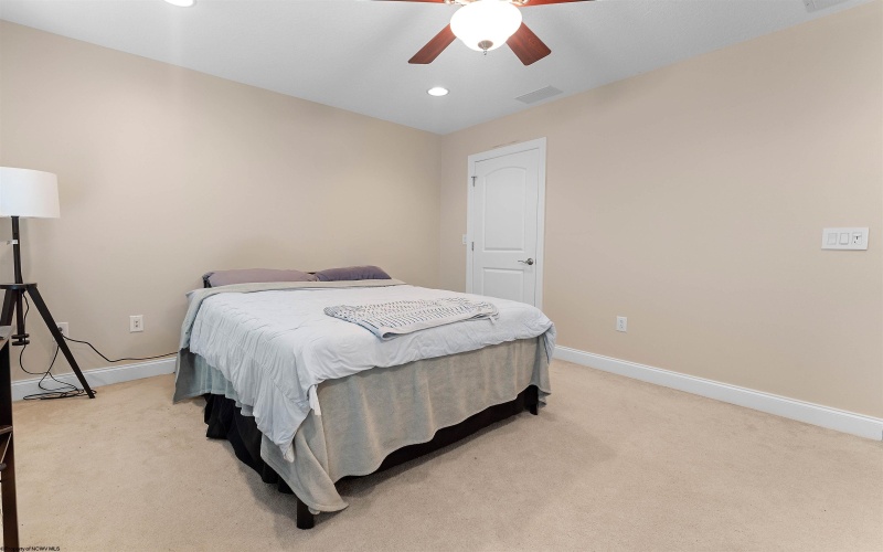 2014 Ices Ferry Drive, Morgantown, West Virginia 26508, 4 Bedrooms Bedrooms, 14 Rooms Rooms,4 BathroomsBathrooms,Single Family Detached,For Sale,Ices Ferry,10159653