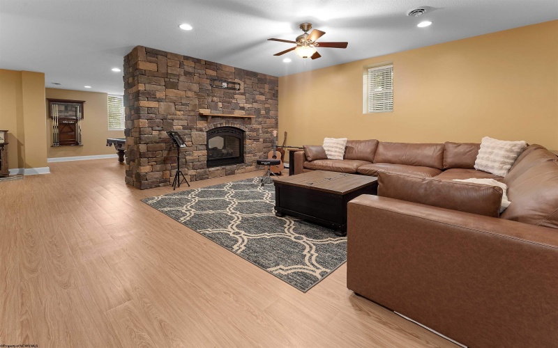 2014 Ices Ferry Drive, Morgantown, West Virginia 26508, 4 Bedrooms Bedrooms, 14 Rooms Rooms,4 BathroomsBathrooms,Single Family Detached,For Sale,Ices Ferry,10159653