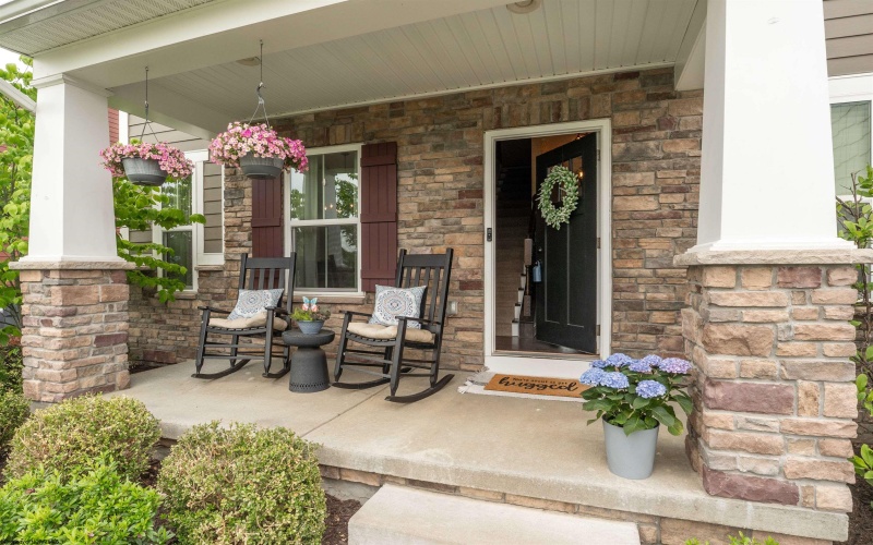 146 Summit Woods Drive, Morgantown, West Virginia 26508, 4 Bedrooms Bedrooms, 9 Rooms Rooms,3 BathroomsBathrooms,Single Family Detached,For Sale,Summit Woods,10159656